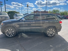Used 2018  Jeep Grand Cherokee 4d SUV 4WD Overland V6 at Keenan's Cherryland near Holmen&comma; WI