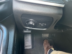 Used 2023  Jeep Grand Cherokee Laredo 4x4 at Keenan's Cherryland near Holmen&comma; WI
