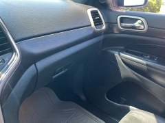 Used 2014  Jeep Grand Cherokee 4d SUV 4WD Laredo Altitude at Keenan's Cherryland near Holmen&comma; WI