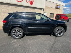 Used 2018  Jeep Grand Cherokee 4d SUV 4WD Overland V6 at Keenan's Cherryland near Holmen&comma; WI