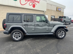 Used 2020  Jeep Wrangler Unlimited 4d SUV 4WD Sahara at Keenan's Cherryland near Holmen&comma; WI