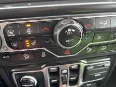 Used 2019  Jeep Wrangler Unlimited 4d SUV 4WD Sahara at Keenan's Cherryland near Holmen&comma; WI