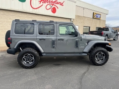 Used 2019  Jeep Wrangler Unlimited 4d SUV 4WD Sahara at Keenan's Cherryland near Holmen&comma; WI