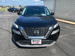 Used 2021  Nissan Rogue AWD SV at Keenan's Cherryland near Holmen&comma; WI