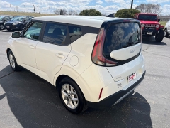 Used 2024  Kia Soul LX IVT at Keenan's Cherryland near Holmen&comma; WI