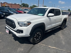 Used 2017  Toyota Tacoma 4WD Double Cab TRD Off-Road Auto at Keenan's Cherryland near Holmen&comma; WI