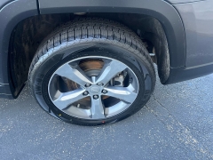 Used 2021  Jeep Grand Cherokee L Limited 4x4 at Keenan's Cherryland near Holmen&comma; WI