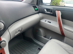 Used 2009 Toyota Highlander 4d SUV AWD Limited at Keenan's Cherryland near Holmen, WI