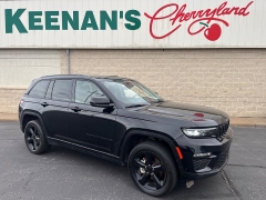 Used 2023  Jeep Grand Cherokee Limited 4x4 at Keenan's Cherryland near Holmen, WI