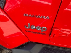 Used 2018  Jeep Wrangler Unlimited 4d SUV 4WD Sahara at Keenan's Cherryland near Holmen&comma; WI