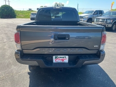 Used 2021  Toyota Tacoma 4WD TRD Off Road Double Cab 5ft Bed V6 AT at Keenan's Cherryland near Holmen&comma; WI