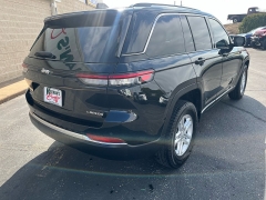 Used 2023  Jeep Grand Cherokee Laredo 4x4 at Keenan's Cherryland near Holmen&comma; WI