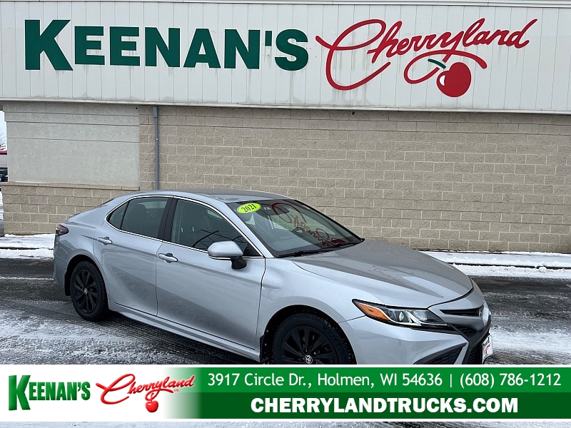 Used 2021  Toyota Camry SE Auto at Keenan's Cherryland near Holmen&comma; WI