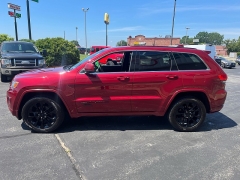 Used 2014  Jeep Grand Cherokee 4d SUV 4WD Laredo Altitude at Keenan's Cherryland near Holmen&comma; WI