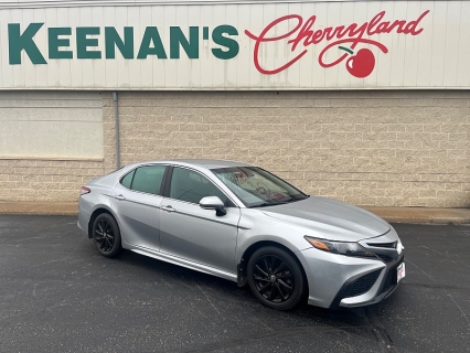 Used 2021 Toyota Camry SE Auto at Keenan's Cherryland near Holmen, WI