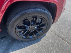 Used 2014  Jeep Grand Cherokee 4d SUV 4WD Laredo Altitude at Keenan's Cherryland near Holmen&comma; WI