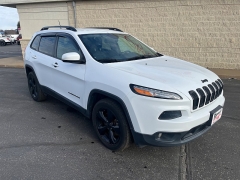 Used 2018  Jeep Cherokee 4d SUV 4WD Limited I4 at Keenan's Cherryland near Holmen&comma; WI
