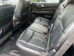 Used 2019  Nissan Pathfinder 4d SUV 4WD SL at Keenan's Cherryland near Holmen&comma; WI