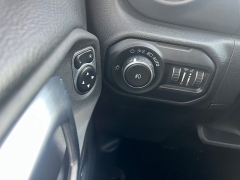 Used 2018  Jeep Wrangler Unlimited 4d SUV 4WD Sahara at Keenan's Cherryland near Holmen&comma; WI