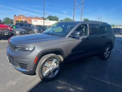 Used 2021  Jeep Grand Cherokee L Limited 4x4 at Keenan's Cherryland near Holmen&comma; WI