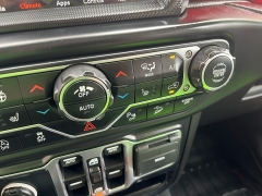 Used 2019  Jeep Wrangler Unlimited 4d SUV 4WD Rubicon at Keenan's Cherryland near Holmen&comma; WI