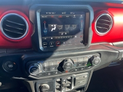 Used 2019  Jeep Wrangler Unlimited 4d SUV 4WD Rubicon at Keenan's Cherryland near Holmen&comma; WI