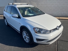 Used 2017 Volkswagen Golf Alltrack 4d Wagon TSI S 4motion Auto at Keenan's Cherryland near Holmen, WI