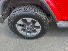 Used 2018  Jeep Wrangler Unlimited 4d SUV 4WD Sahara at Keenan's Cherryland near Holmen&comma; WI