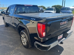 Used 2021  GMC Sierra 1500 4WD Crew Cab 157" SLE at Keenan's Cherryland near Holmen&comma; WI