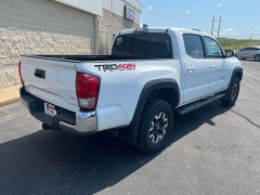 Used 2017  Toyota Tacoma 4WD Double Cab TRD Off-Road Auto at Keenan's Cherryland near Holmen&comma; WI