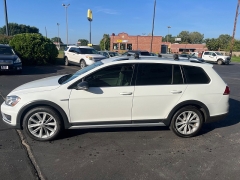 Used 2017 Volkswagen Golf Alltrack 4d Wagon TSI S 4motion Auto at Keenan's Cherryland near Holmen, WI