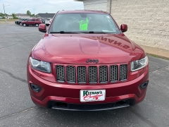 Used 2014  Jeep Grand Cherokee 4d SUV 4WD Laredo Altitude at Keenan's Cherryland near Holmen&comma; WI