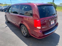 Used 2017  Dodge Grand Caravan 4d Wagon SXT at Keenan's Cherryland near Holmen&comma; WI