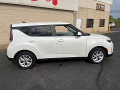 Used 2024 Kia Soul LX IVT at Keenan's Cherryland near Holmen, WI