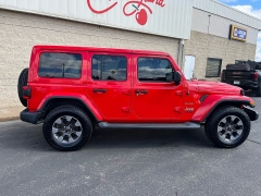 Used 2018  Jeep Wrangler Unlimited 4d SUV 4WD Sahara at Keenan's Cherryland near Holmen&comma; WI