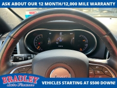 Used 2019  Jeep Grand Cherokee 4d SUV 4WD Laredo at Bradley Auto Finance near Hudson&comma; NH