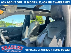 Used 2019  Jeep Cherokee 4d SUV 4WD Limited High Altitude 3&period;2L at Bradley Auto Finance near Hudson&comma; NH