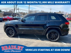 Used 2019  Jeep Grand Cherokee 4d SUV 4WD Laredo Altitude at Bradley Auto Finance near Hudson&comma; NH