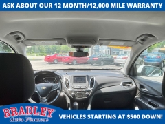Used 2021  Chevrolet Equinox AWD 4dr LT w&sol;1LT at Bradley Auto Finance near Hudson&comma; NH
