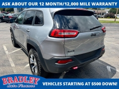 Used 2014  Jeep Cherokee 4d SUV 4WD Trailhawk V6 at Bradley Auto Finance near Hudson&comma; NH