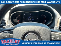 Used 2016  Jeep Grand Cherokee 4d SUV 4WD Laredo at Bradley Auto Finance near Hudson&comma; NH