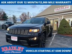 Used 2018  Jeep Grand Cherokee 4d SUV 4WD Laredo at Bradley Auto Finance near Hudson, NH