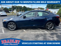 Used 2023  Chrysler Pacifica Touring FWD at Bradley Auto Finance near Hudson&comma; NH