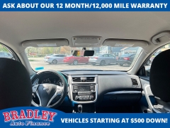 Used 2018  Nissan Altima 4d Sedan 2&period;5L SR Special Edition at Bradley Auto Finance near Hudson&comma; NH