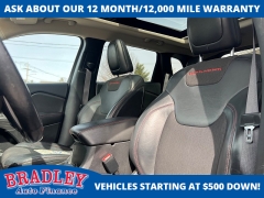 Used 2016  Jeep Cherokee 4d SUV 4WD Trailhawk V6 at Bradley Auto Finance near Hudson&comma; NH