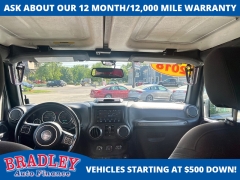 Used 2018  Jeep Wrangler JK Unlimited 4d SUV 4WD Sport at Bradley Auto Finance near Hudson&comma; NH