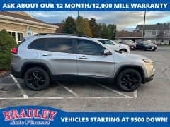 Used 2016  Jeep Cherokee 4d SUV 4WD Latitude at Bradley Auto Finance near Hudson, NH