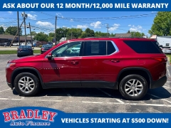Used 2021  Chevrolet Traverse AWD 4dr LT Cloth w&sol;1LT at Bradley Auto Finance near Hudson&comma; NH