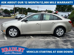 Used 2014  Chevrolet Cruze 4d Sedan LS AT at Bradley Auto Finance near Hudson&comma; NH