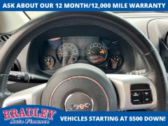 Used 2016  Jeep Compass 4d SUV 4WD Sport at Bradley Auto Finance near Hudson&comma; NH